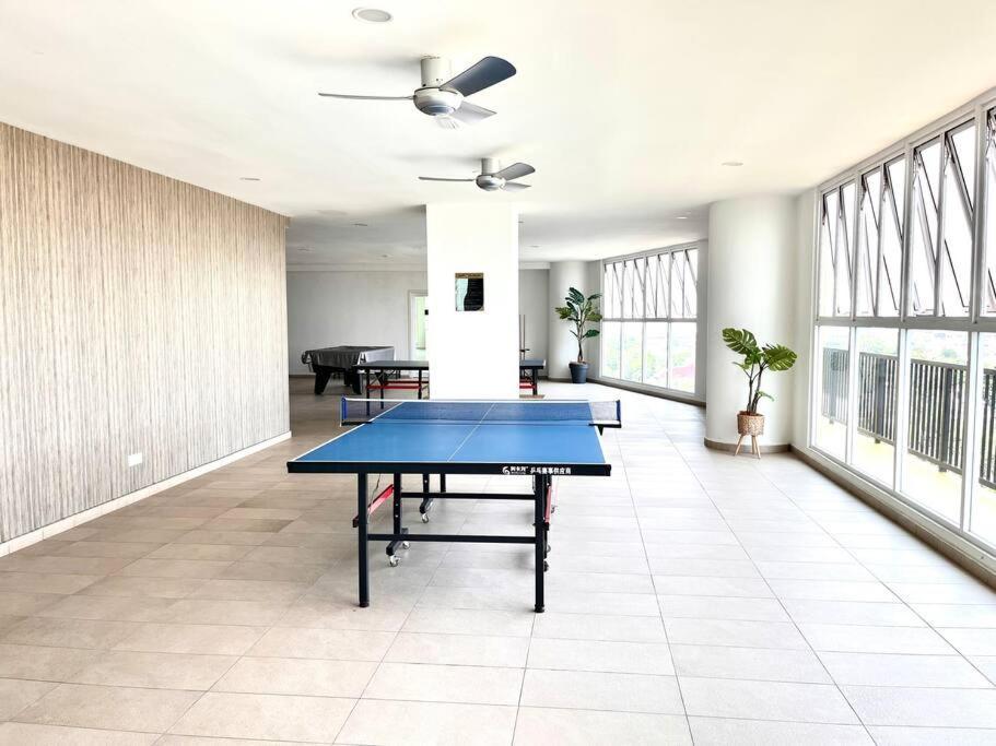 Urban Home-Swimming Pool-City Center Malacca Екстериор снимка